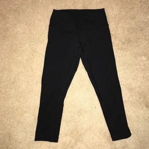 Cropped Black Lululemon Leggings Size 4